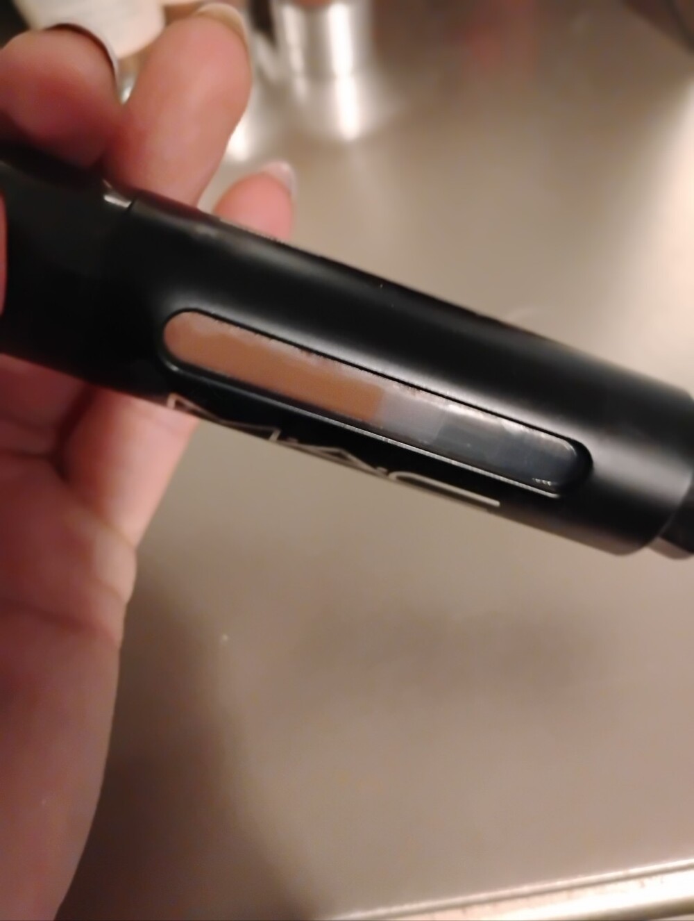 MAC Cosmetics Foundation & Tinted Primer Bundle in Beige-Tan - Picture 9 of 12